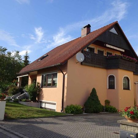 Ferienwohnung Pia Muhr am See Exterior photo